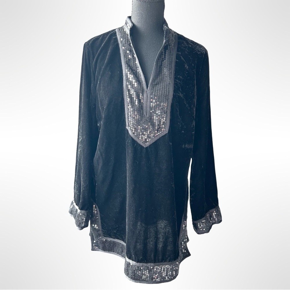 Nygard Collection Black Velvet Squince Tunic